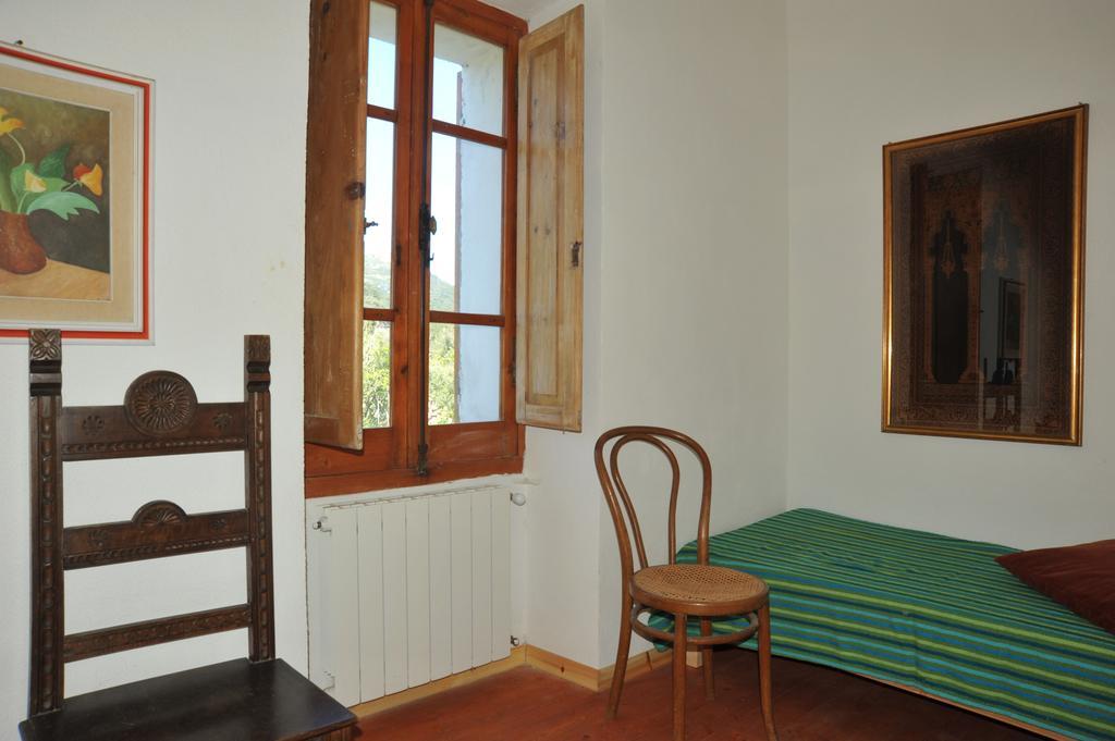 Campi Elisi B&B Сасари Стая снимка